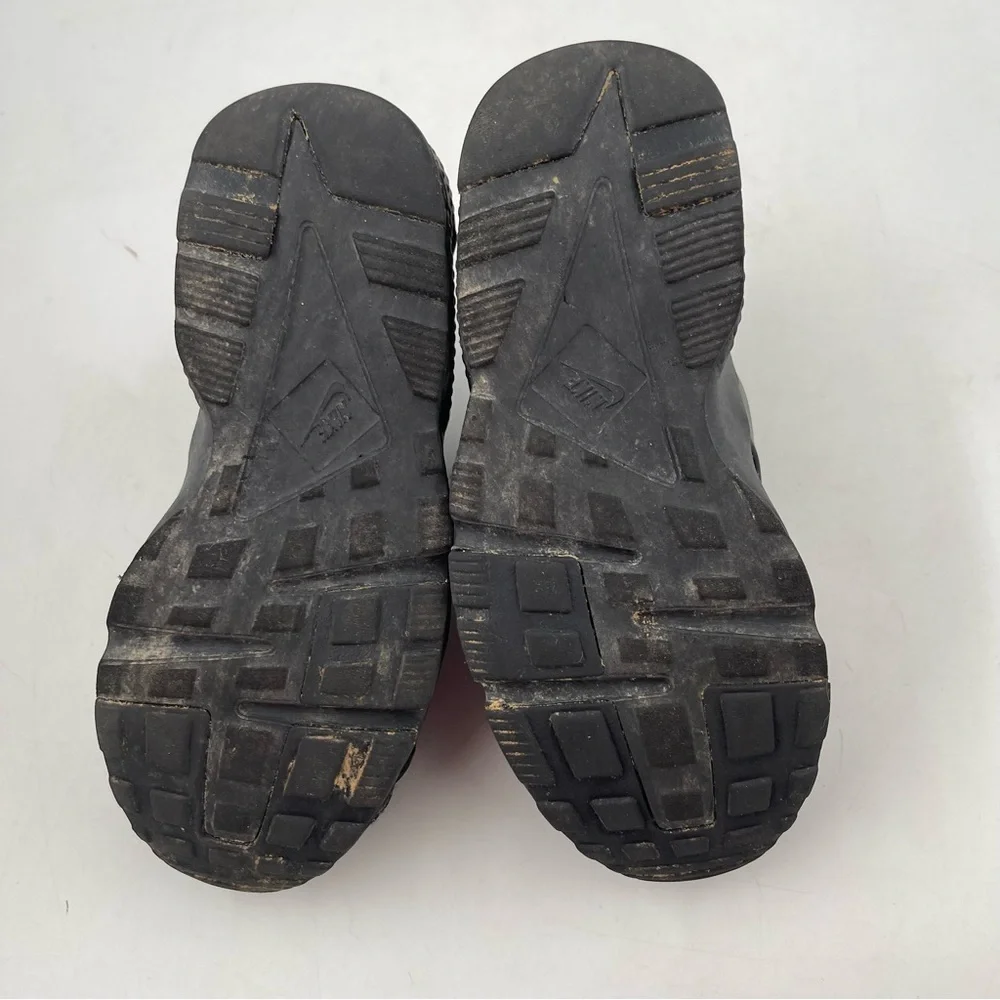 Nike Unisex Kids Huarache-Size 13 C -Black Leather Lace-Up Athletic Shoes
